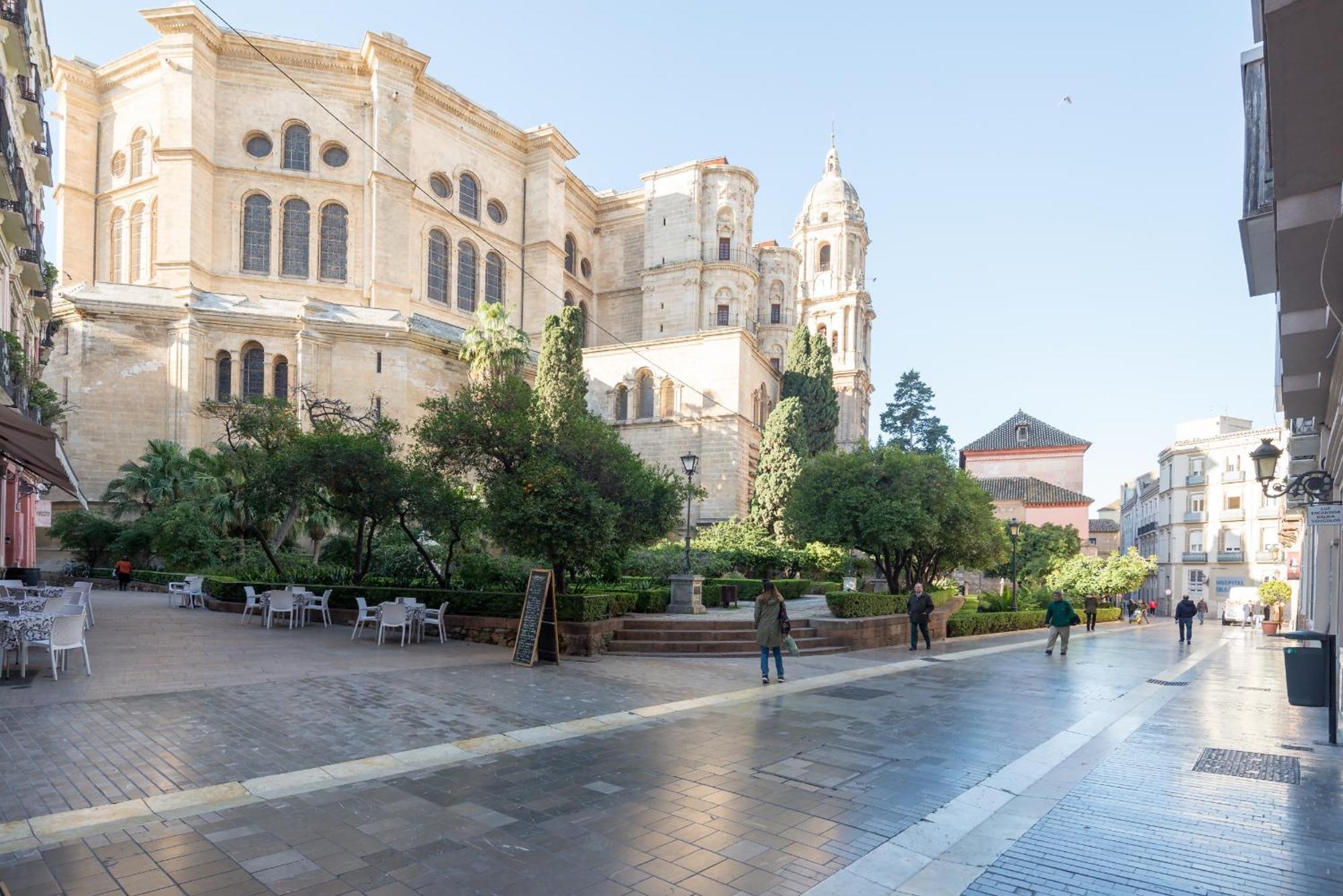 Cathedral Suites Malaga Bagian luar foto