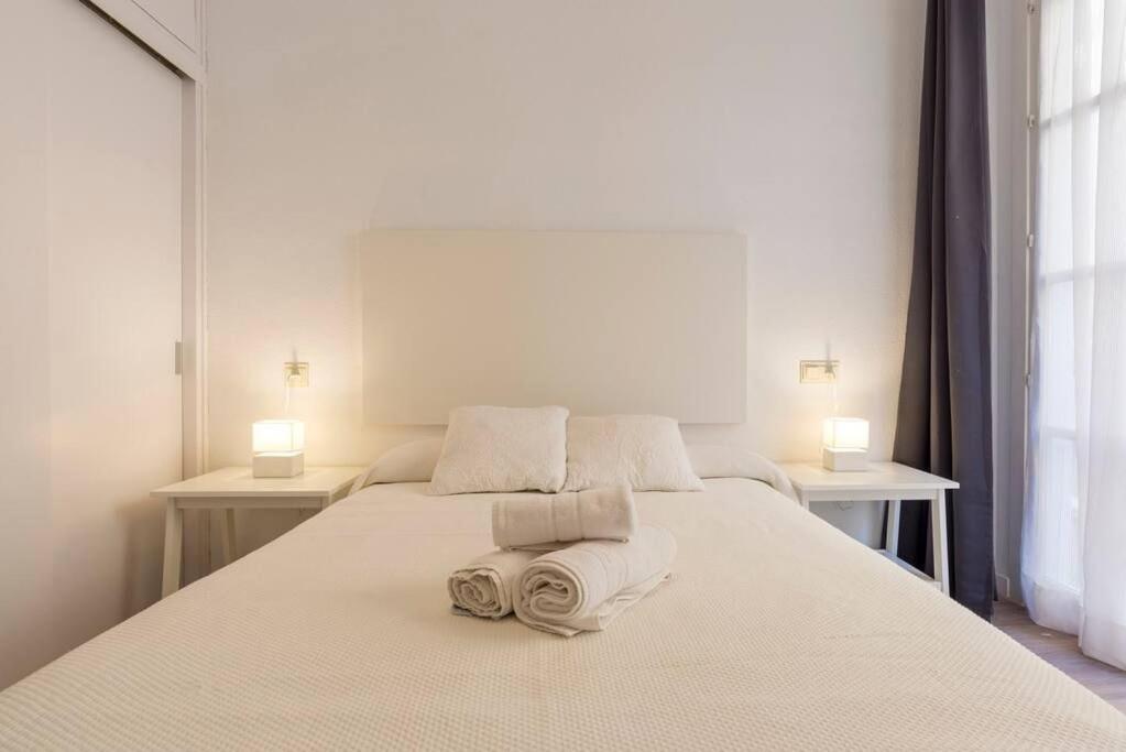 Cathedral Suites Malaga Ruang foto