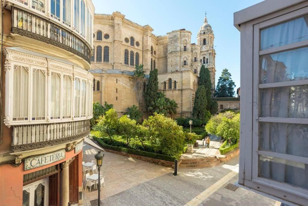 Cathedral Suites Malaga Ruang foto
