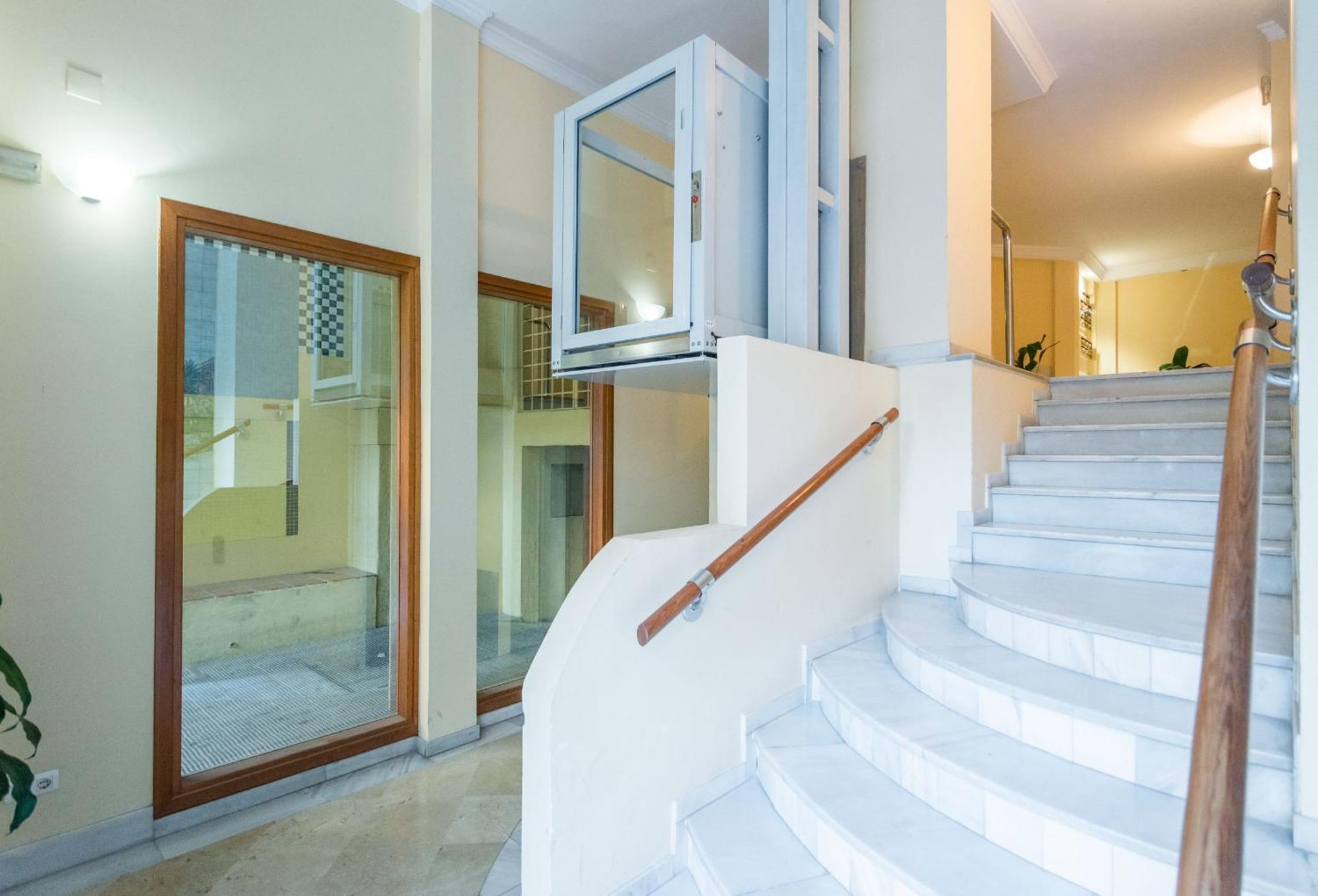 Cathedral Suites Malaga Ruang foto