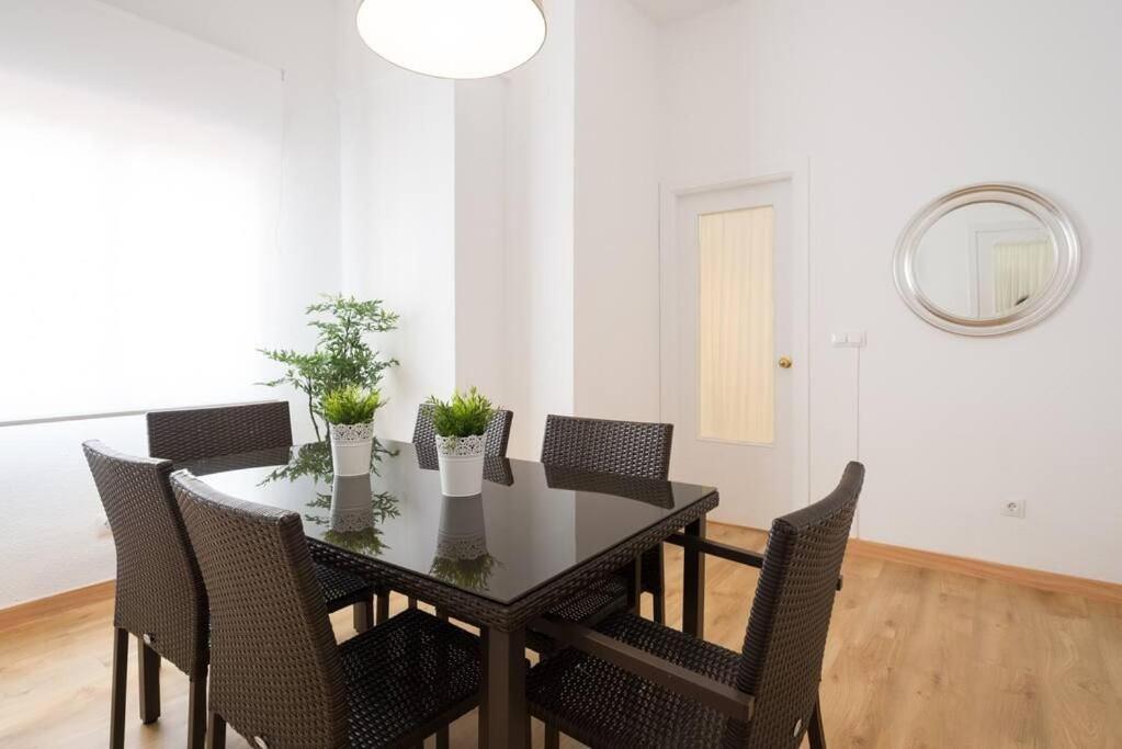 Cathedral Suites Malaga Ruang foto
