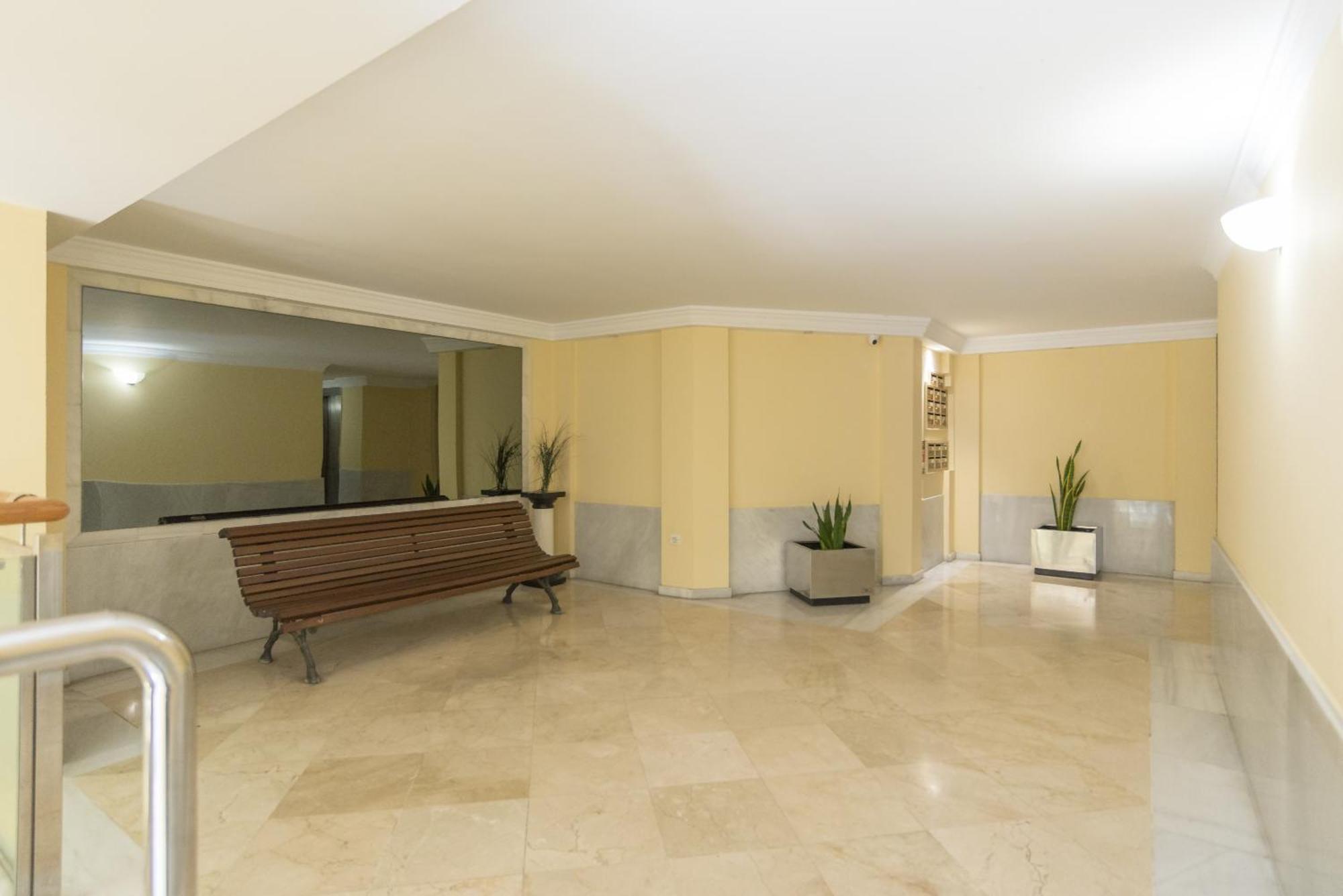 Cathedral Suites Malaga Bagian luar foto